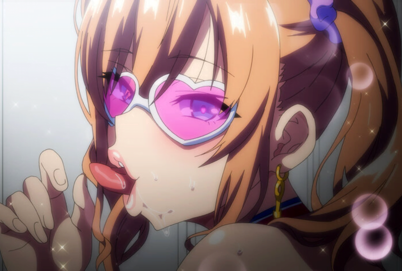 巨乳JKの野球部マネージャーが監督にセクハラされまくり、監督の絶倫デカチンにハマりマイクロビキニを着させられる